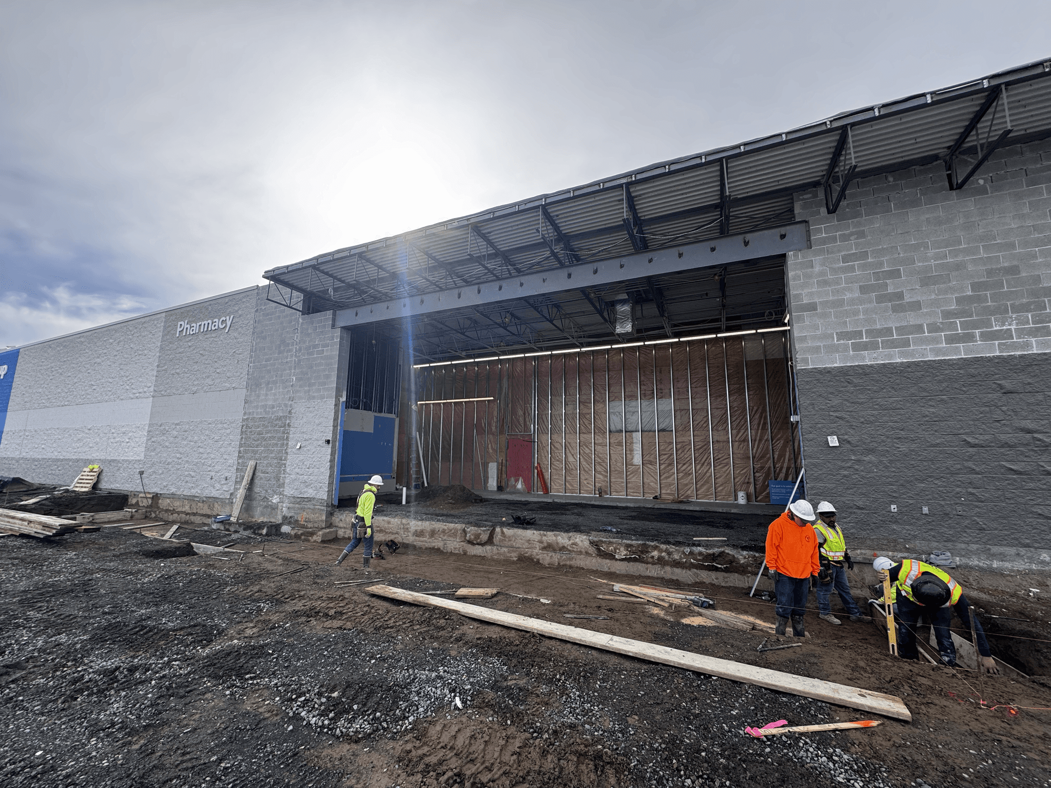 Othello Walmart renovation & development